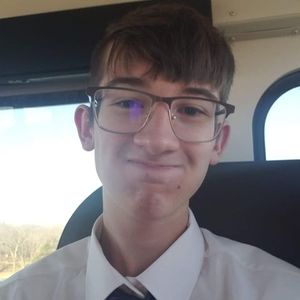 Meet your Posher, Logan